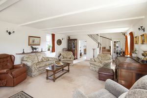 Sitting Room_Maltings- click for photo gallery